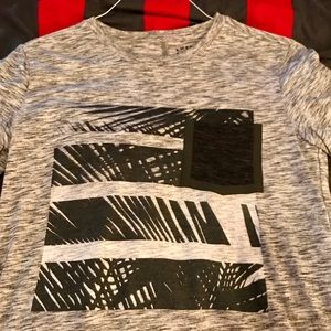 American Eagle Graphic Tees/Plain Tee size small